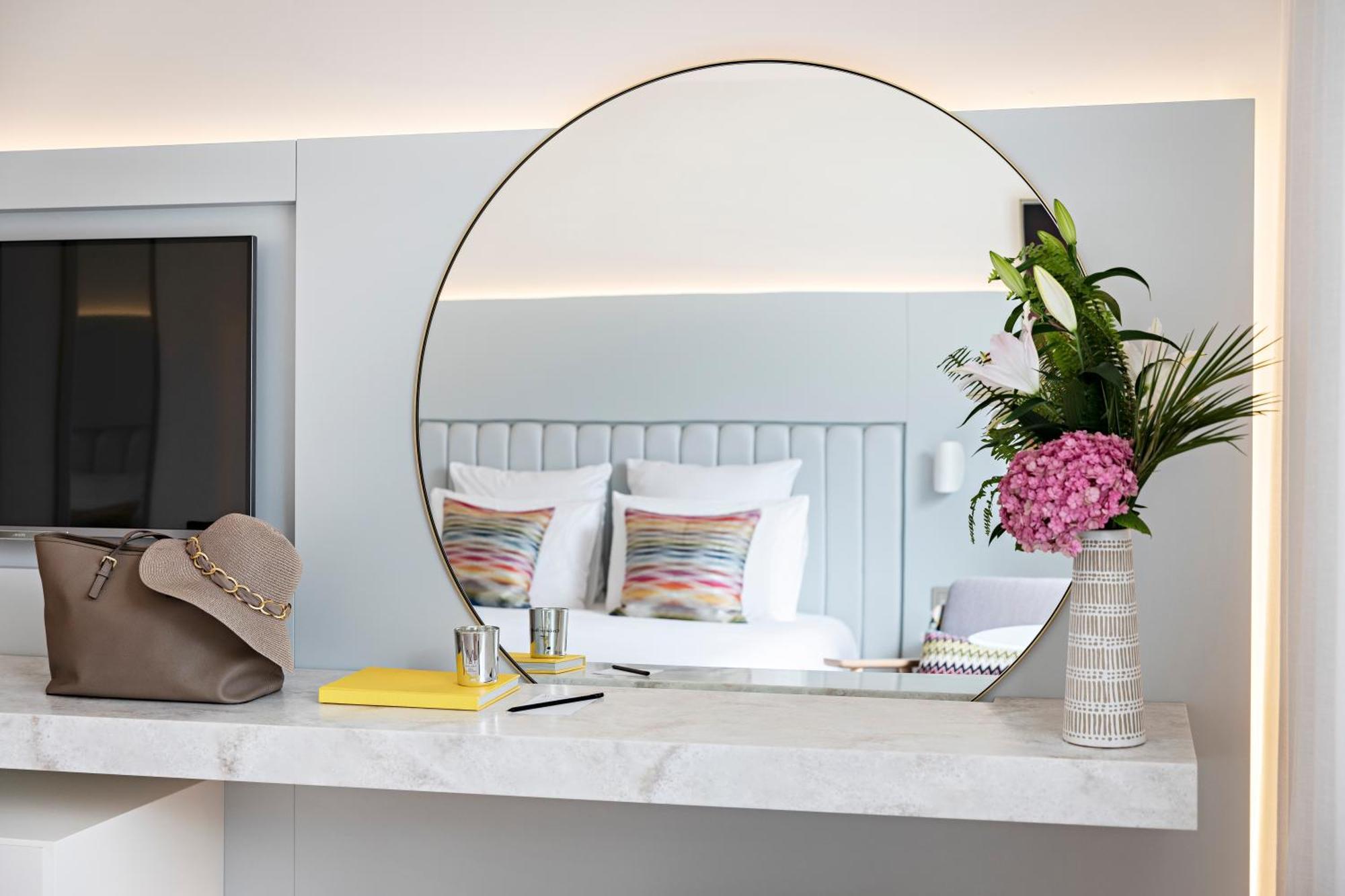 Hotel Croisette Beach Cannes - Mgallery Exterior photo