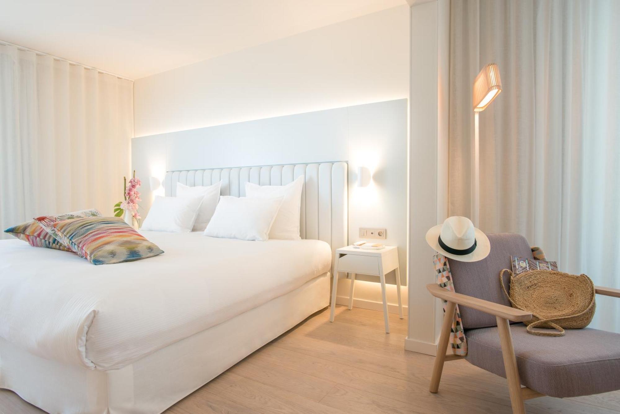 Hotel Croisette Beach Cannes - Mgallery Exterior photo