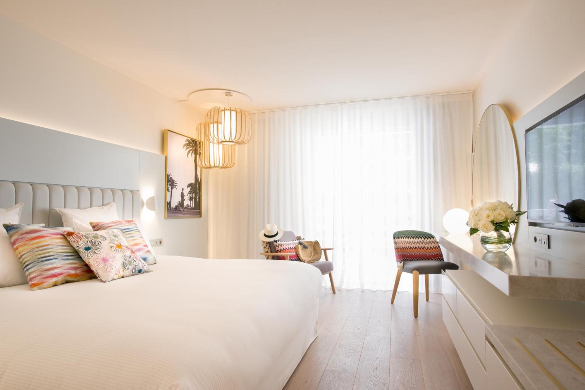 Hotel Croisette Beach Cannes - Mgallery Exterior photo