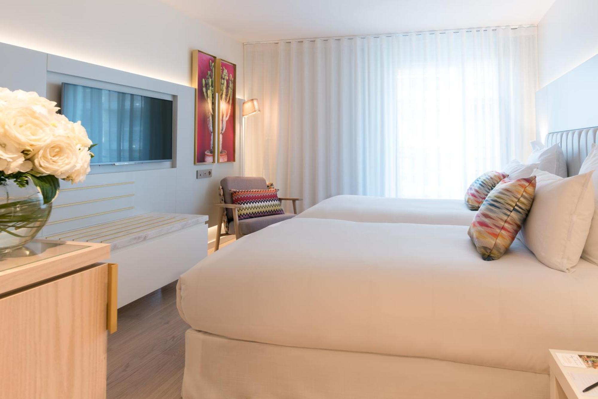 Hotel Croisette Beach Cannes - Mgallery Exterior photo