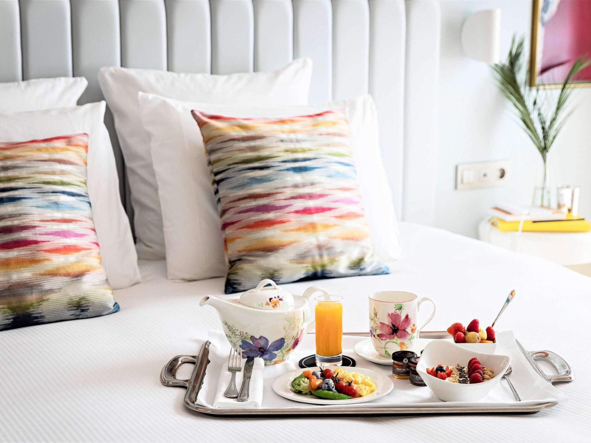 Hotel Croisette Beach Cannes - Mgallery Exterior photo