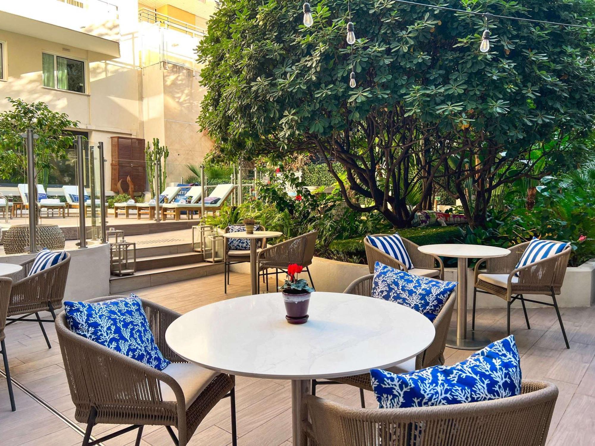 Hotel Croisette Beach Cannes - Mgallery Exterior photo
